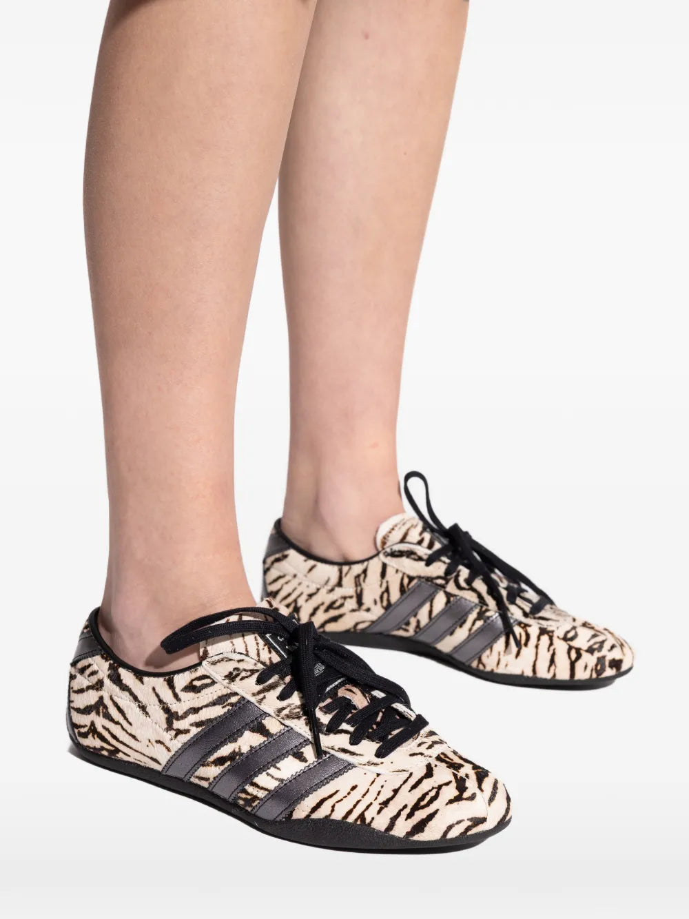 adidas Tokyo Lace-Up — Beige — Size US M 3.5 - US W 5 — Detail View