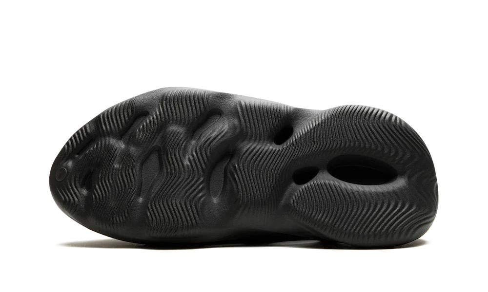 Adidas Yeezy Foam RNNR Carbon