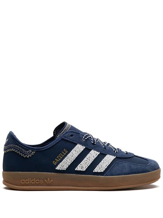 adidas Gazelle Sneakers — Navy Blue — Size US M 11.5 - US W 13 — Front View