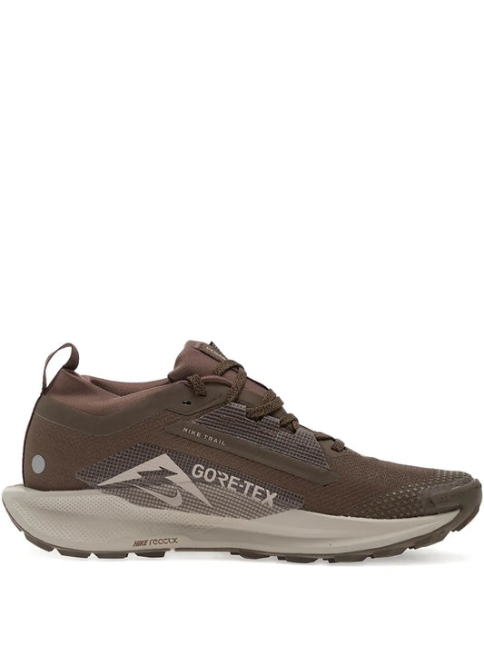Nike Pegasus Trail 5 Gore-Tex — Brown — Size US M 3.5 - US W 5 — Front View