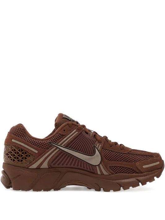 Nike Zoom Vomero 5 — Brown — Size US M 3.5 - US W 5 — Front View