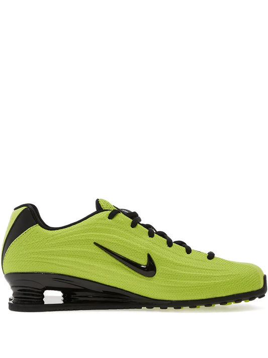Nike Shox Z — Green — Size US M 3.5 - US W 5 — Front View
