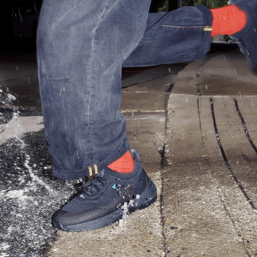 Men's Stormburst Low Top - Black